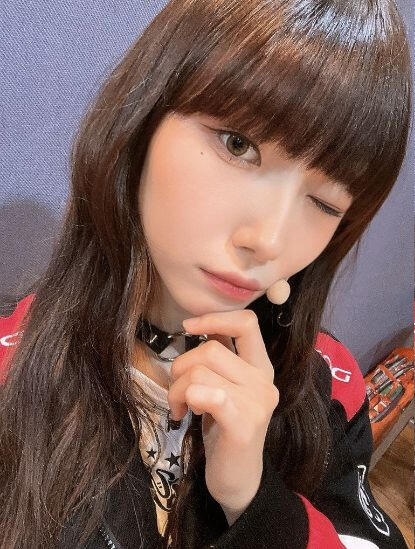 221020