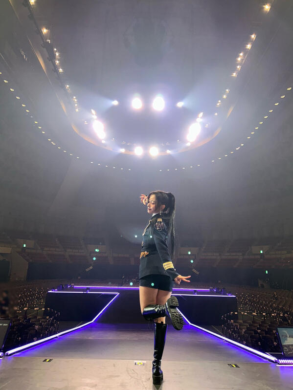 240303