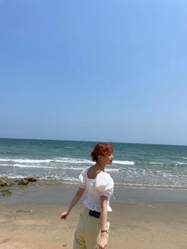 230617